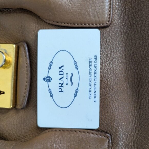 Authentic PRADA Vitello Dino Top Handle Tote Bag Made in Italy - Picture 14 of 16